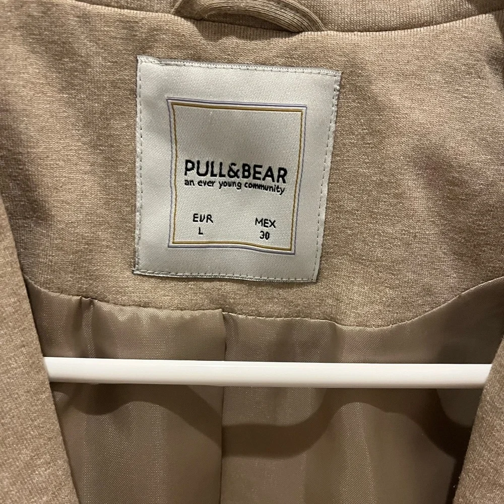Pull&Bear Beige Jacket casual women’s size L